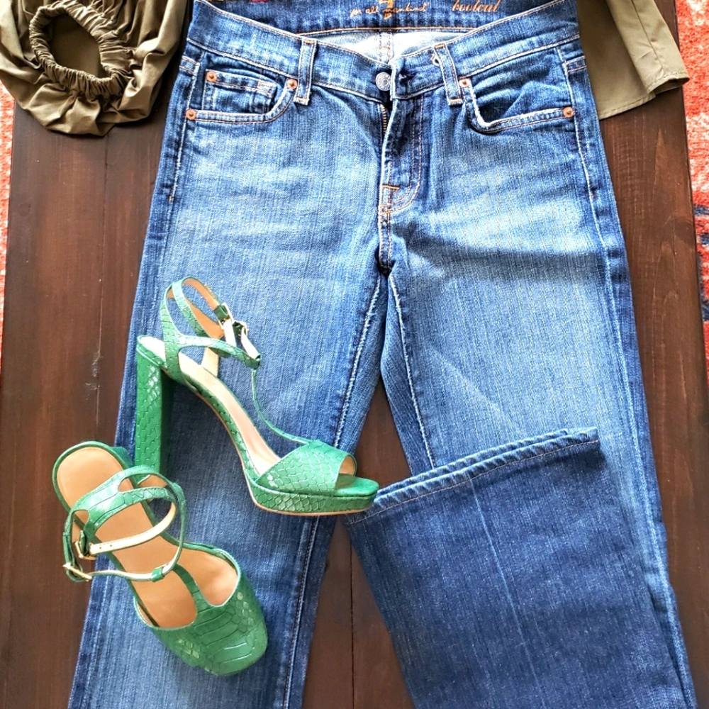 NEW: Unique Leather Platform Sandal